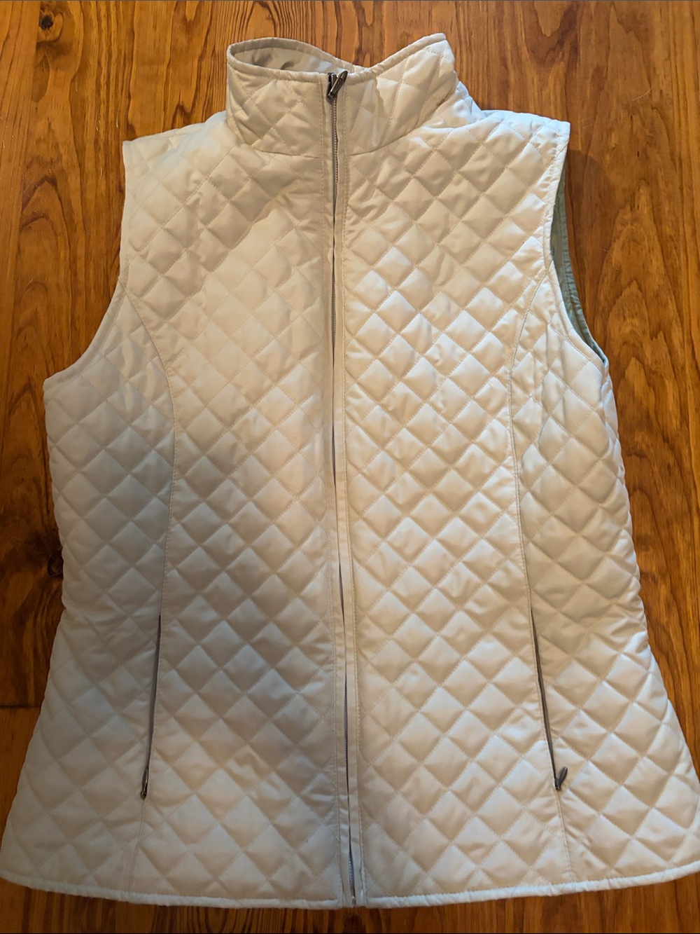 Gray Heat Keep and Cream Eddie Bauer LightweightPuffer Vest - Women's - Picture 4 of 11